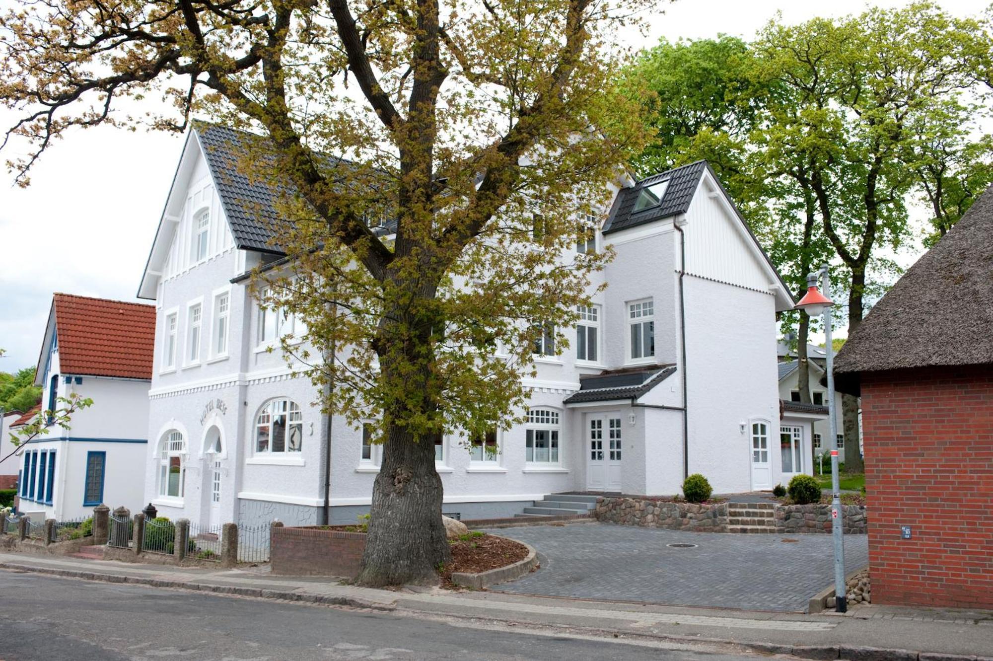 Hotel Bess Albersdorf  Εξωτερικό φωτογραφία